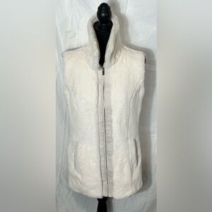 Dennis Basso Woman’s Faux Fur. Vest White